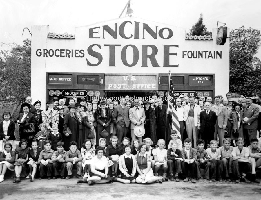 Encino Store 1940 celebration for Honorary Mayor Al Jolson.jpg